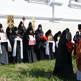 Крестный ход в день празднования в честь иконы Божией Матери "Живоносный источник"