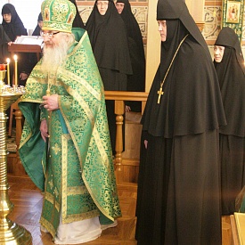 Приезд епископа Аргентинского Леонида