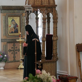 Приезд архиепископа Феогноста на празднование 30-летия возрождения обители